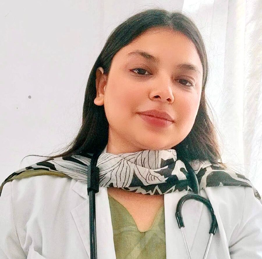 Dr. Arshi Khan ( Consultant)
